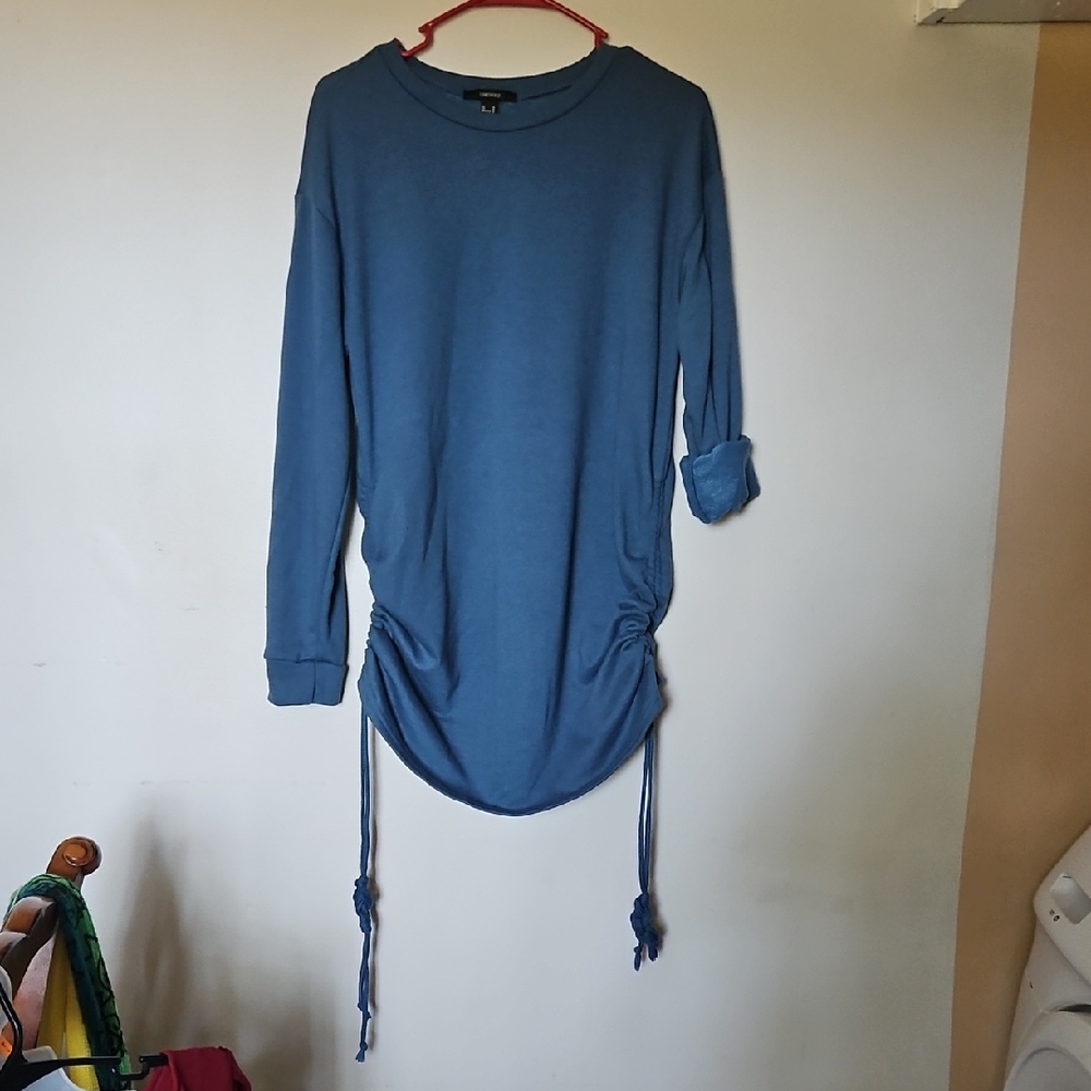 Forever 21 Blue Crewneck Knit Top